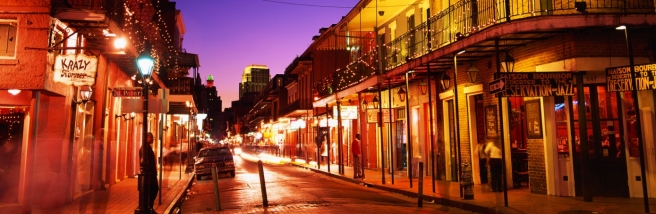 New-Orleans-Bourbon-St-H